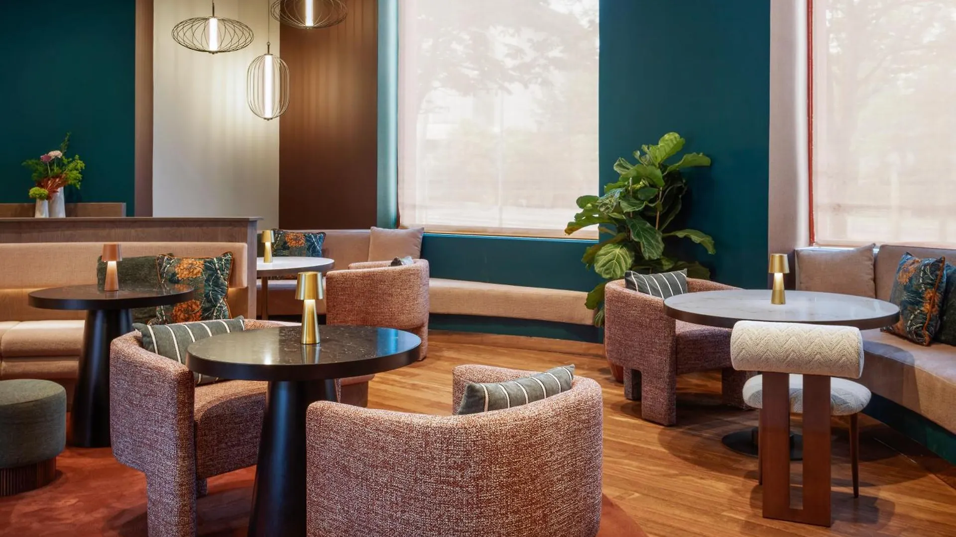 Hotel Melia Bilbao 5*,